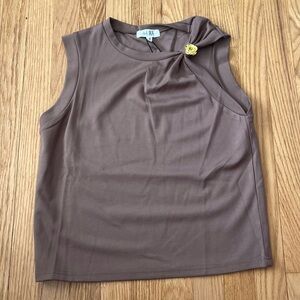 Women’s Del Ra Elegant Brown Sleeveless Top - Small